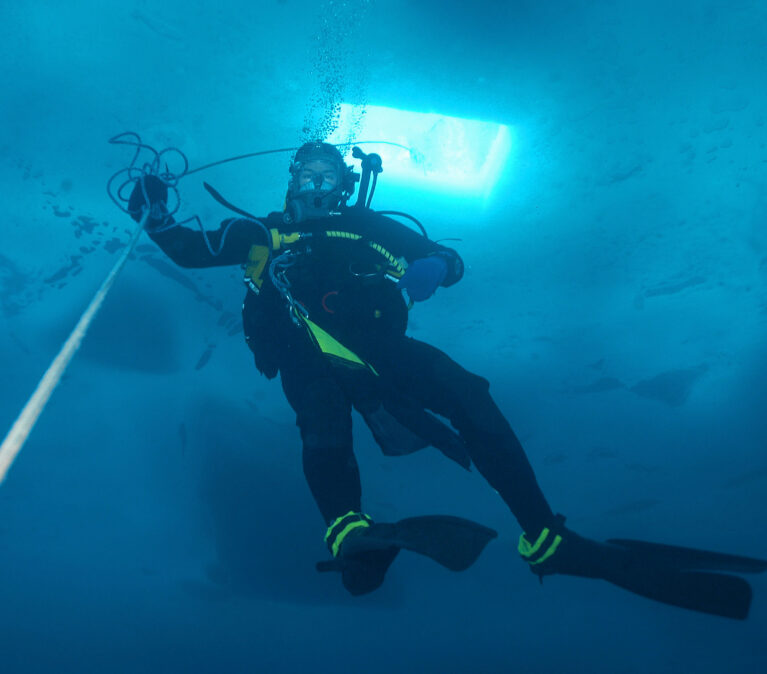 BAS diver under the ice during a long-term monitoring dive
